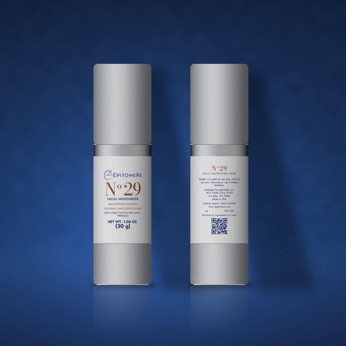 Front and back of the Nº 29 bottle on a sapphire background