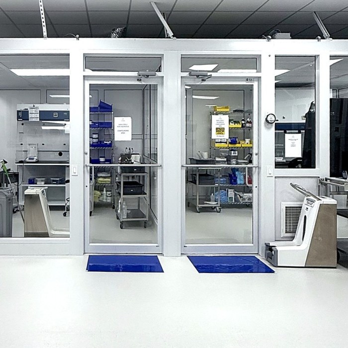 The EpitomeRx compounding rooms in Arcadia, CA, seen through their glass walls